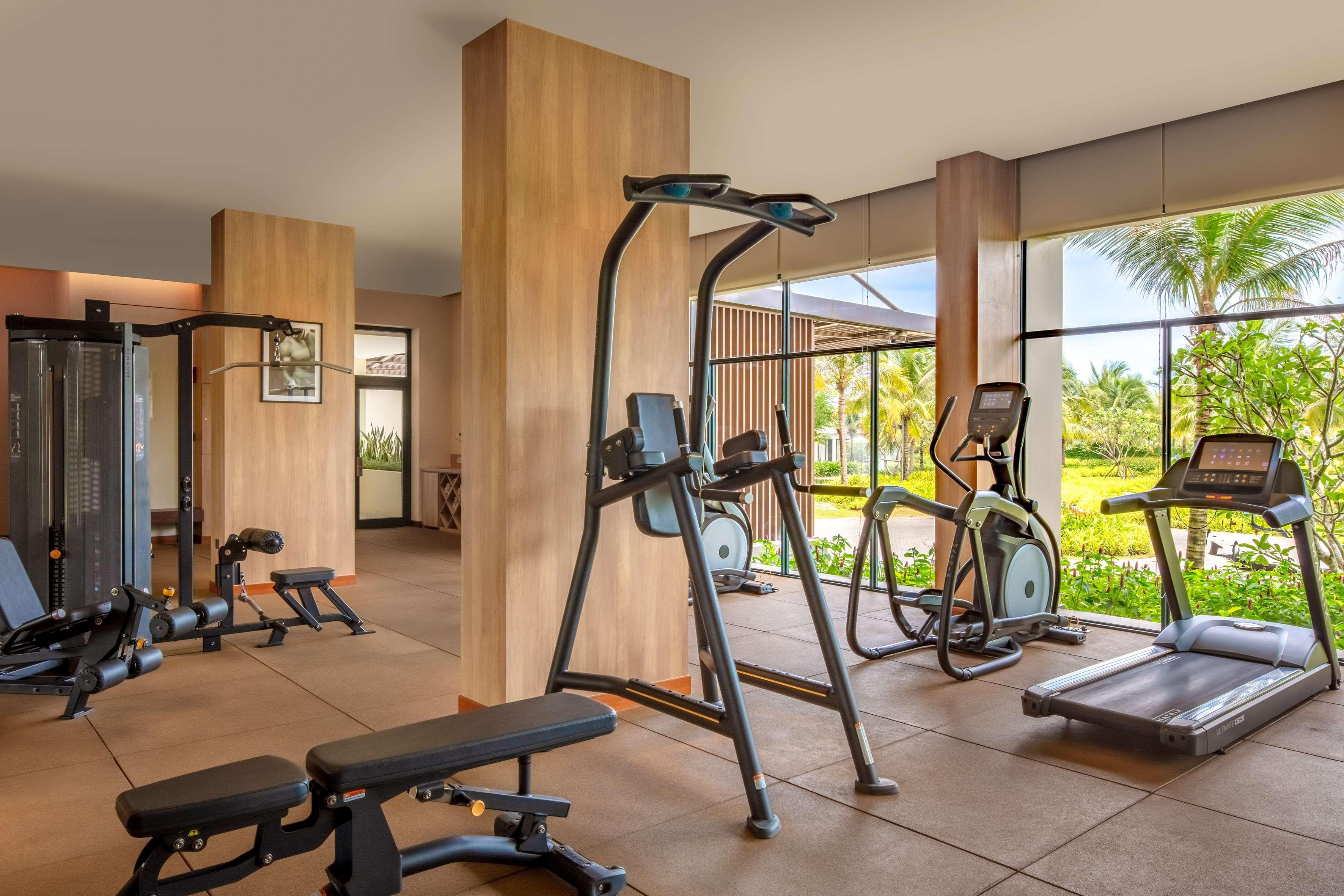 Melia Ho Tram Beach Resort Exterior foto The gym at the Westin Maldives