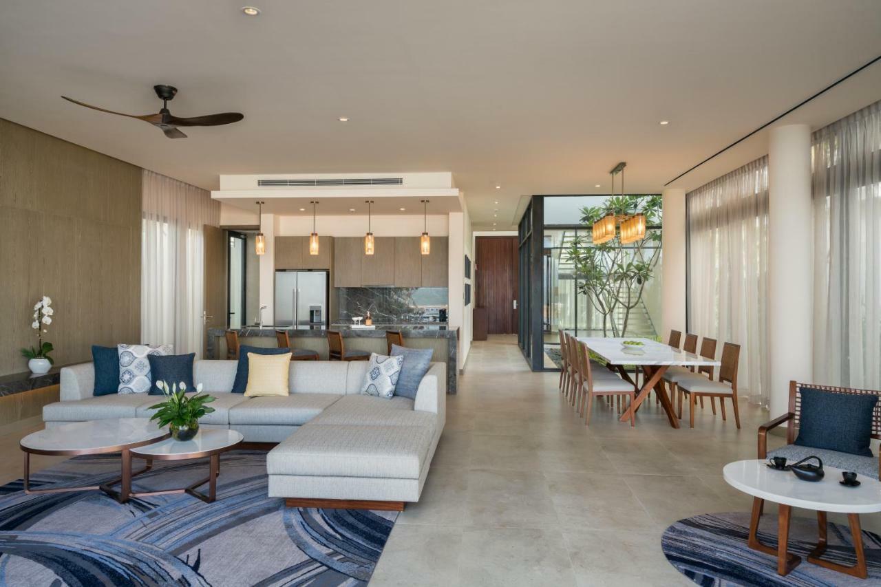 Melia Ho Tram Beach Resort Exterior foto The interior of a villa at the resort